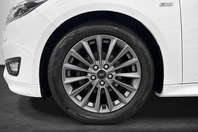 Ford Focus 2017 – bild 2