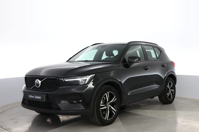Volvo XC40 2025