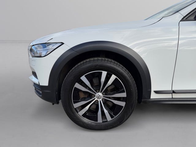 Volvo V90 Cross Country 2020 – bild 3