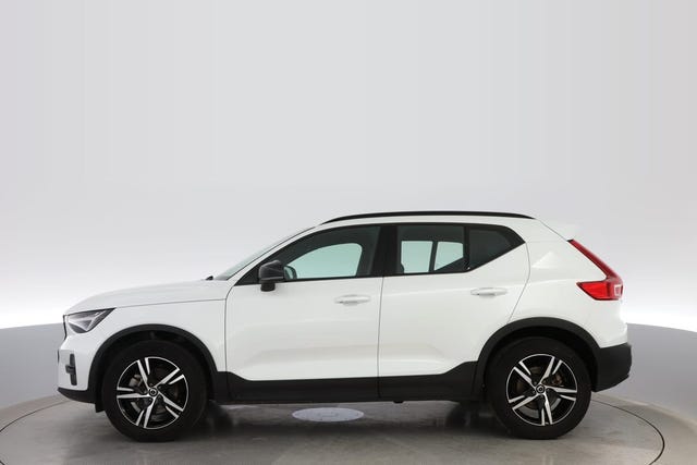Volvo XC40 2025 – bild 2