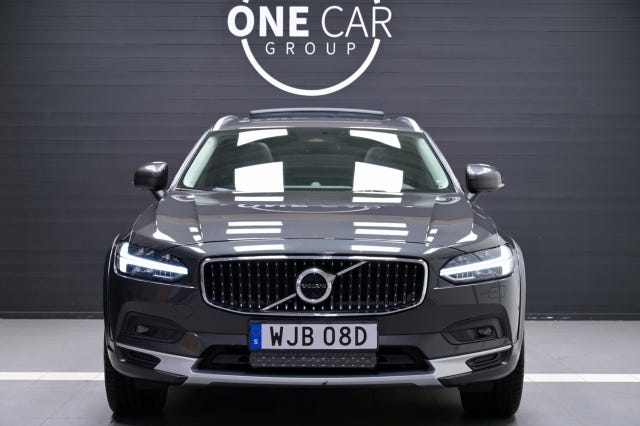 Volvo V90 Cross Country 2022 – bild 3