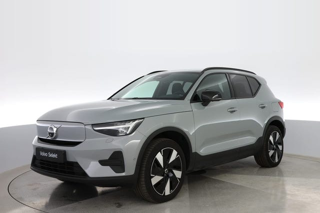 Volvo EX40 2025
