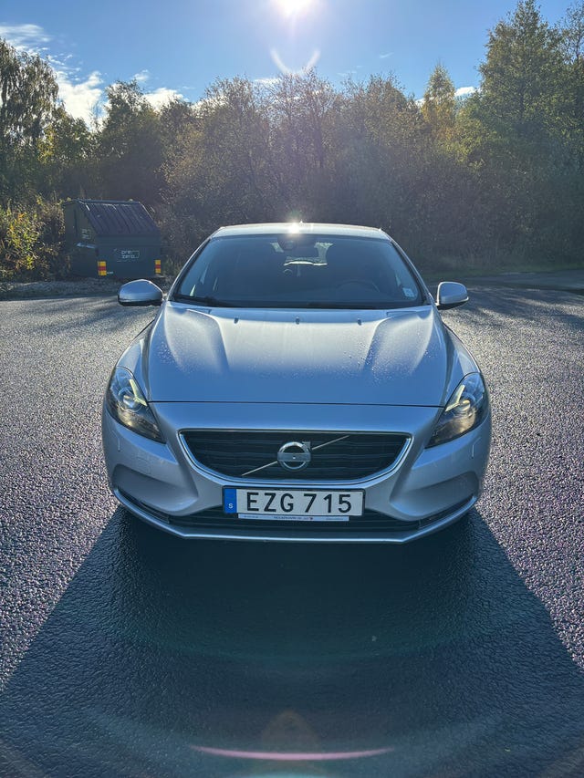 Volvo V40 2016 – bild 2