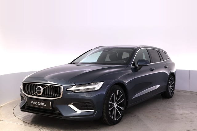 Volvo V60 2025