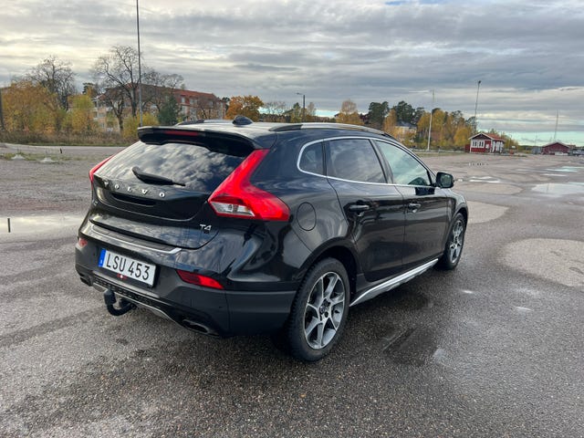 Volvo V40 Cross Country 2015