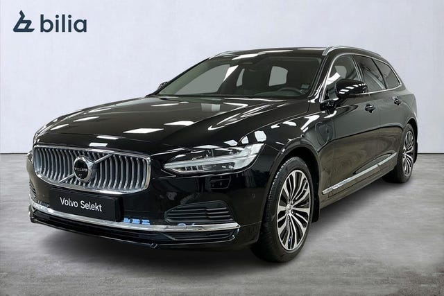 Volvo V90 2025