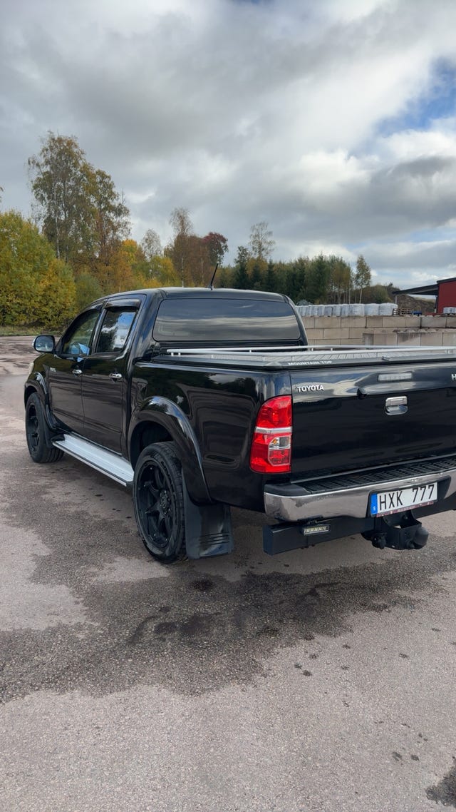 Toyota HiLux 2012