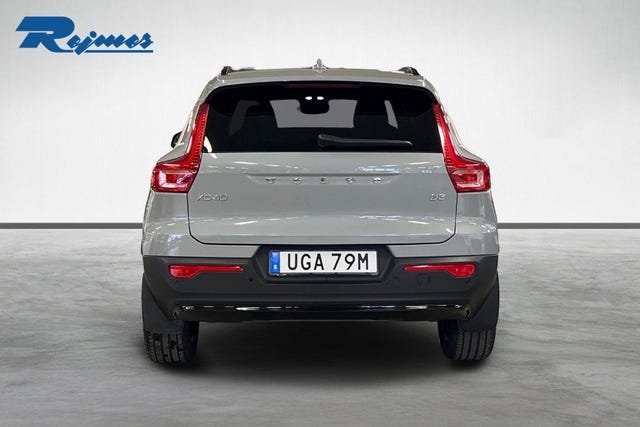 Volvo XC40 2025 – bild 3