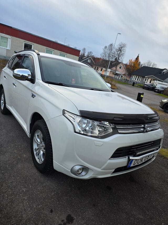 Mitsubishi Outlander 2014