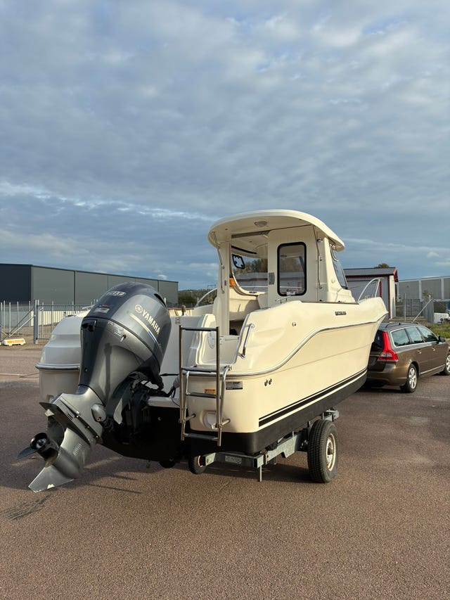 Quicksilver 640 PH 130HP Yamaha
