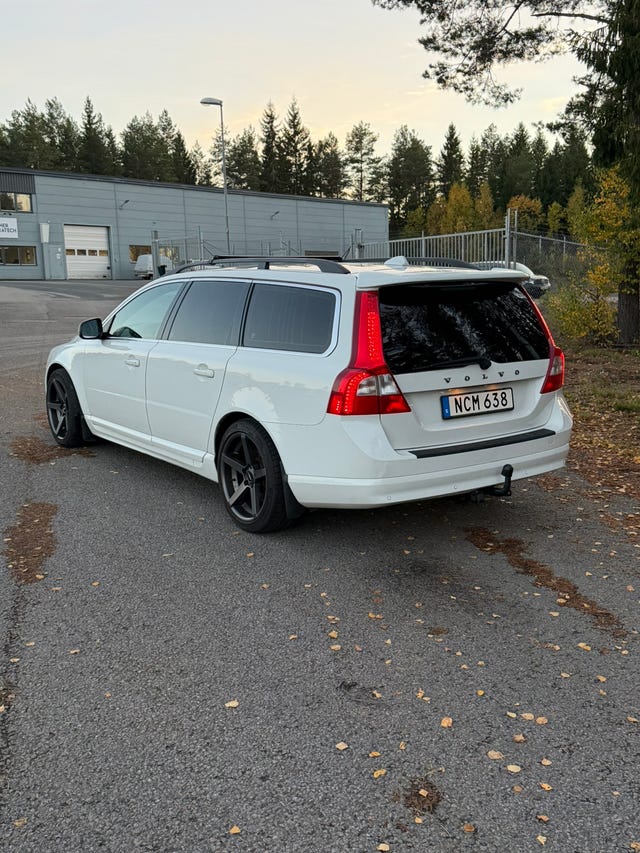 Volvo V70 2013 – bild 2