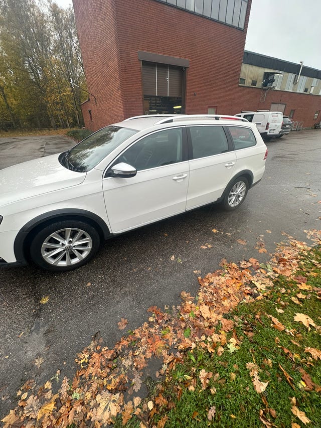 Volkswagen Passat Alltrack 2014 – bild 2