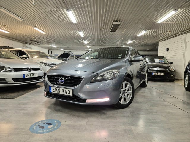 Volvo V40 2015