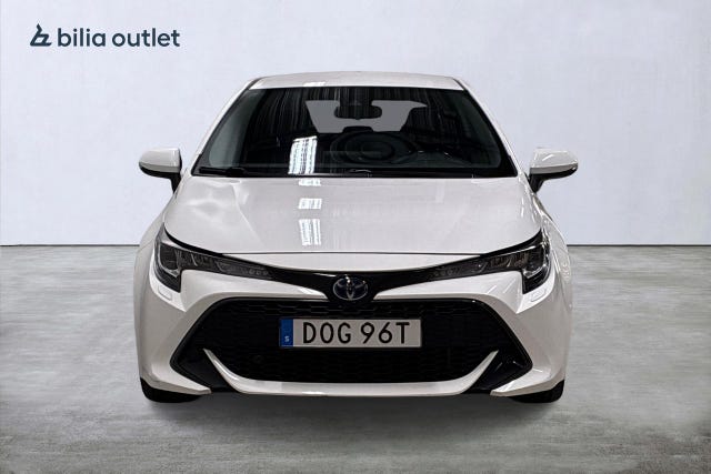 Toyota Corolla 2022 – bild 3
