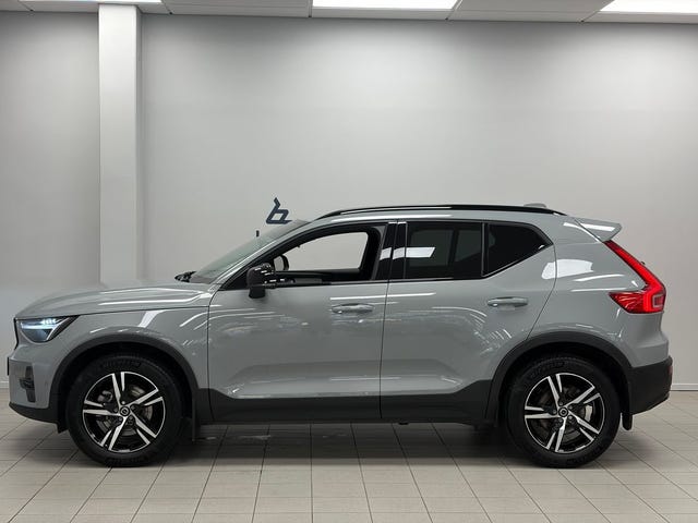 Volvo XC40 2025 – bild 2