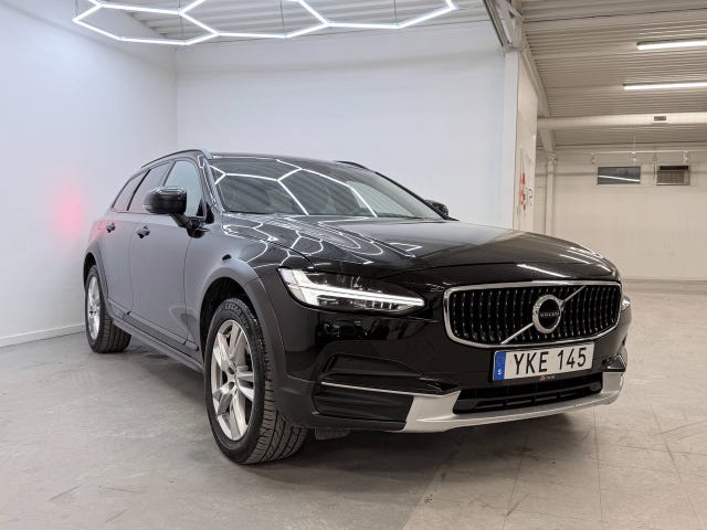 Volvo V90 Cross Country 2017 – bild 4