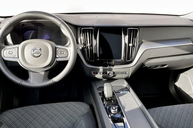 Volvo XC60 2025 – bild 4