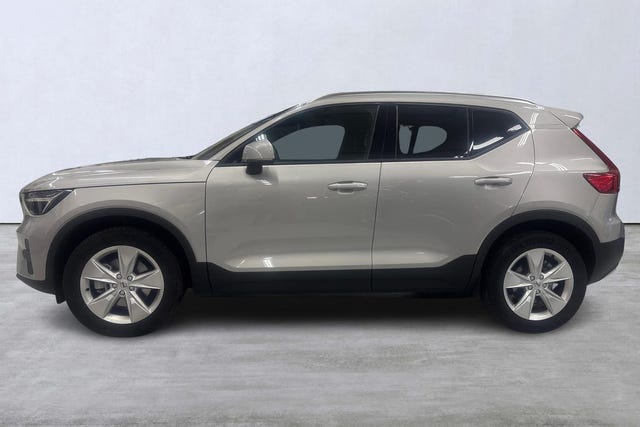 Volvo XC40 2025 – bild 2
