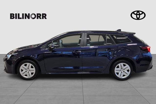 Toyota Corolla 2023 – bild 4