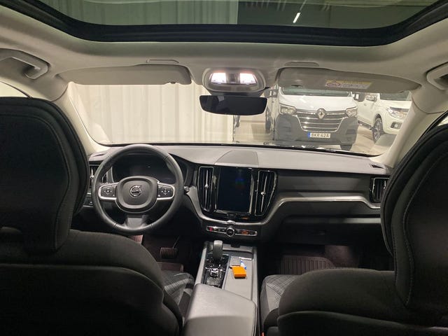 Volvo XC60 2025 – bild 2