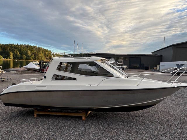 Silver Eagle 650 Cabin - 1,7L diesel HÖSTPRIS