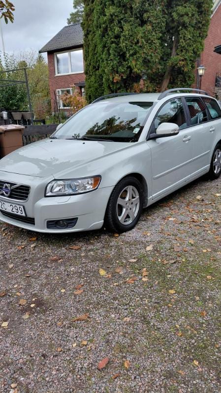 Volvo V50 2011