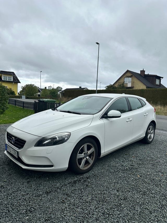 Volvo V40 2013 – bild 2