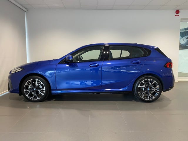 BMW 120 2026 – bild 2