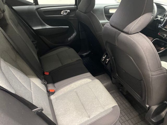 Volvo XC40 2025 – bild 3