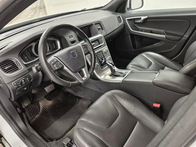 Volvo V60 2018 – bild 2