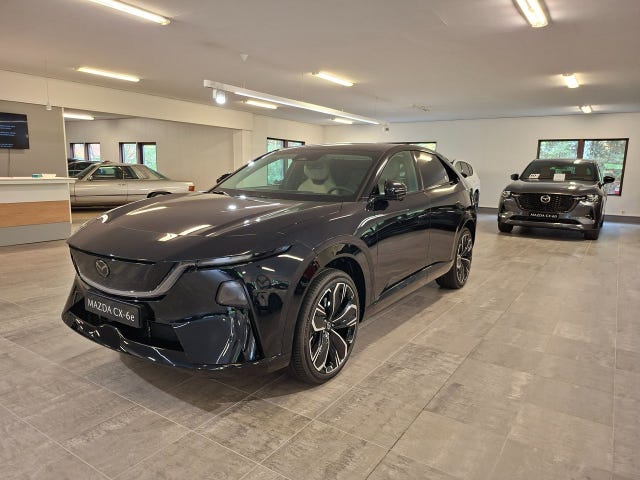 Mazda CX-6e 2026