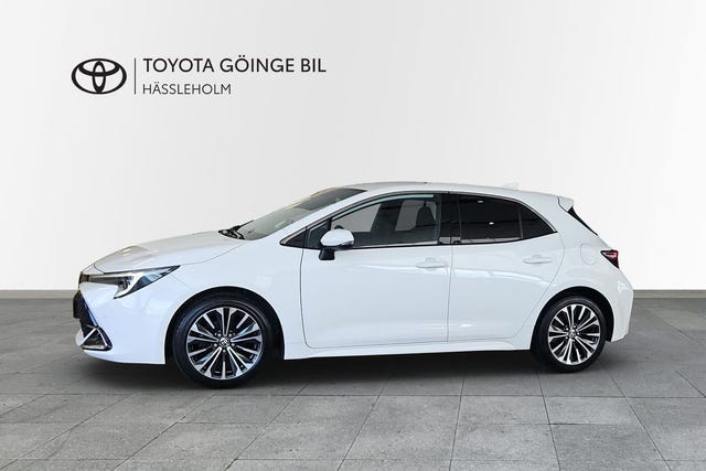 Toyota Corolla 2024 – bild 3