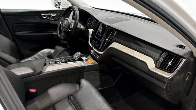 Volvo XC60 2021 – bild 3