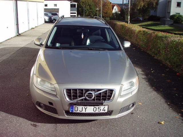 Volvo V70 2010