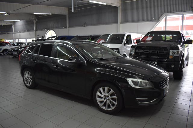 Volvo V60 2015