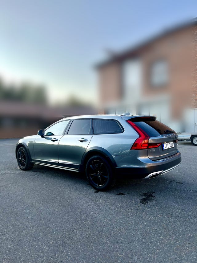 Volvo V90 Cross Country 2018