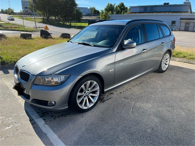 BMW 320d 2011