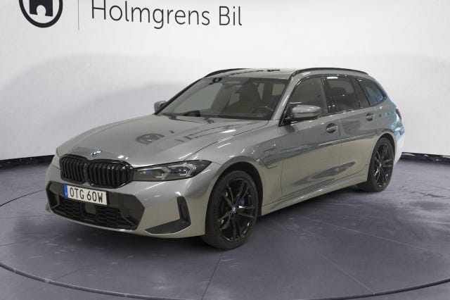 BMW 330e 2024
