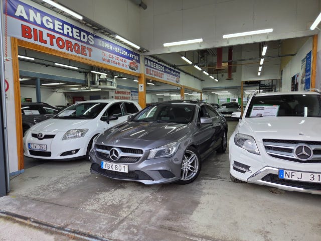 Mercedes-Benz CLA 200 2016
