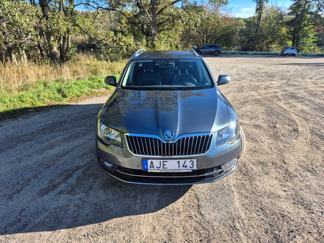 Skoda Superb 2014