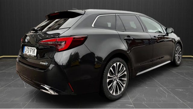 Toyota Corolla 2024 – bild 4