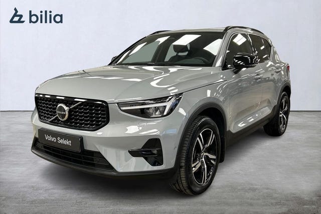 Volvo XC40 2025
