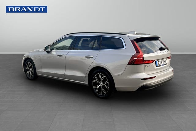 Volvo V60 2024 – bild 2