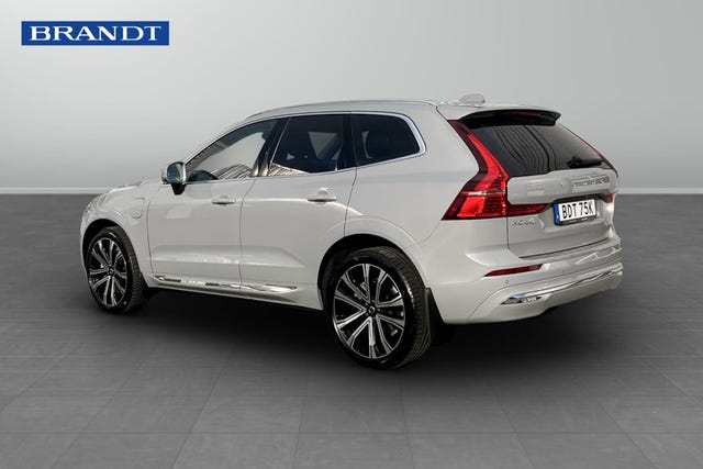 Volvo XC60 2025 – bild 2