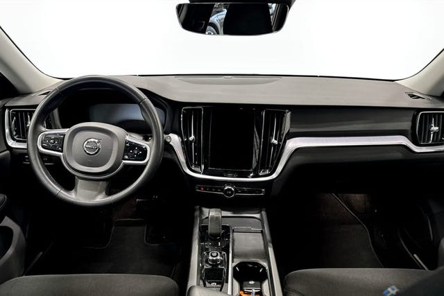 Volvo V60 Cross Country 2022 – bild 4