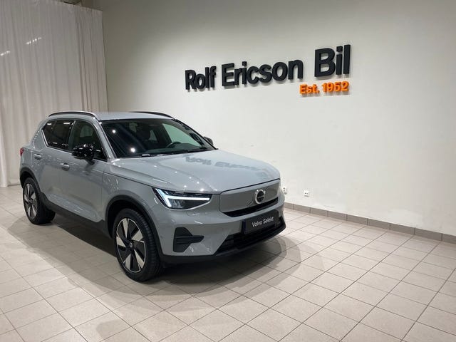 Volvo EX40 2025