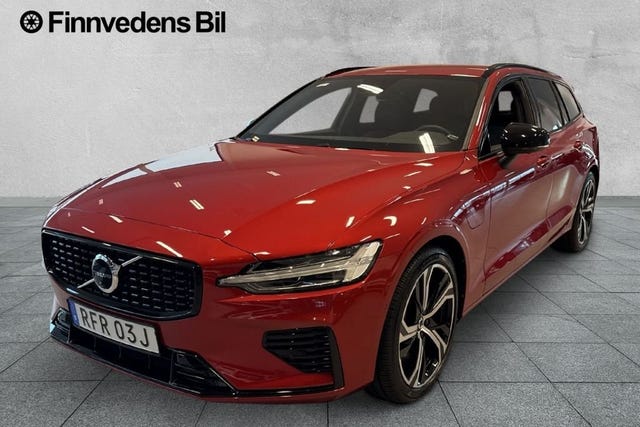 Volvo V60 2025