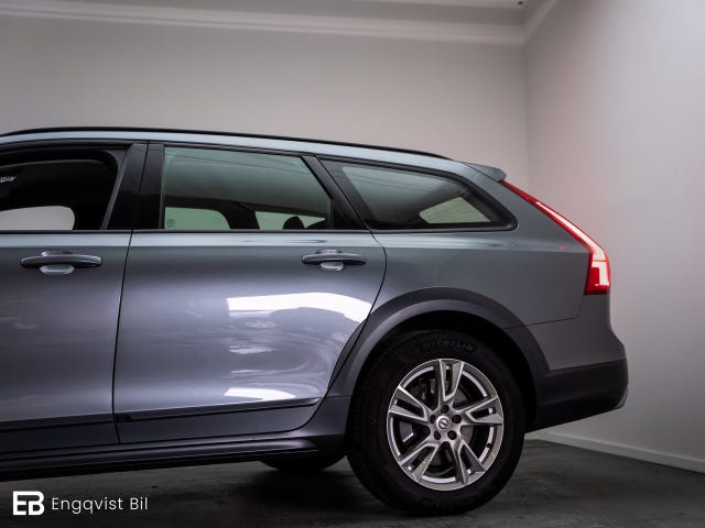 Volvo V90 Cross Country 2017 – bild 3