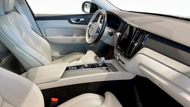 Volvo XC60 2024 – bild 3
