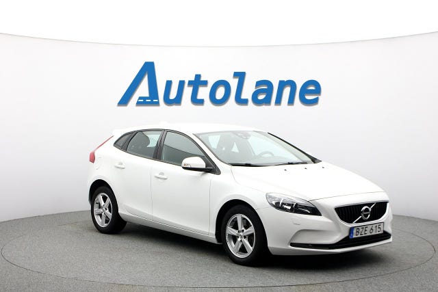 Volvo V40 2018